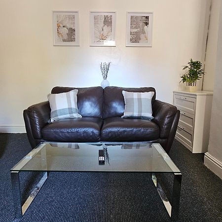 Convenient 3 Bed, Pr1 Near Uclan N Train Station Villa Preston  Eksteriør bilde