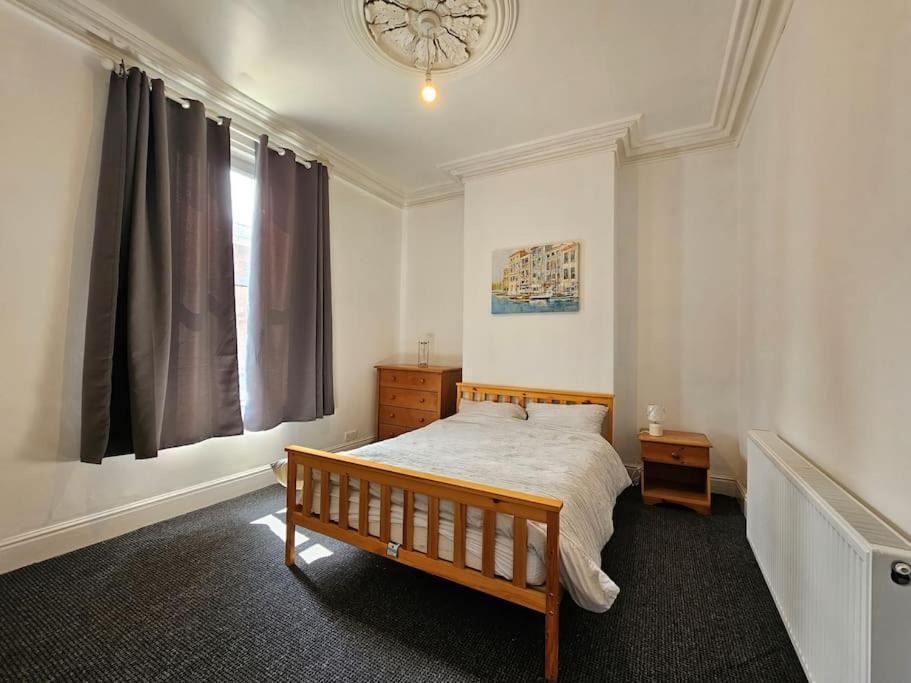 Convenient 3 Bed, Pr1 Near Uclan N Train Station Villa Preston  Eksteriør bilde
