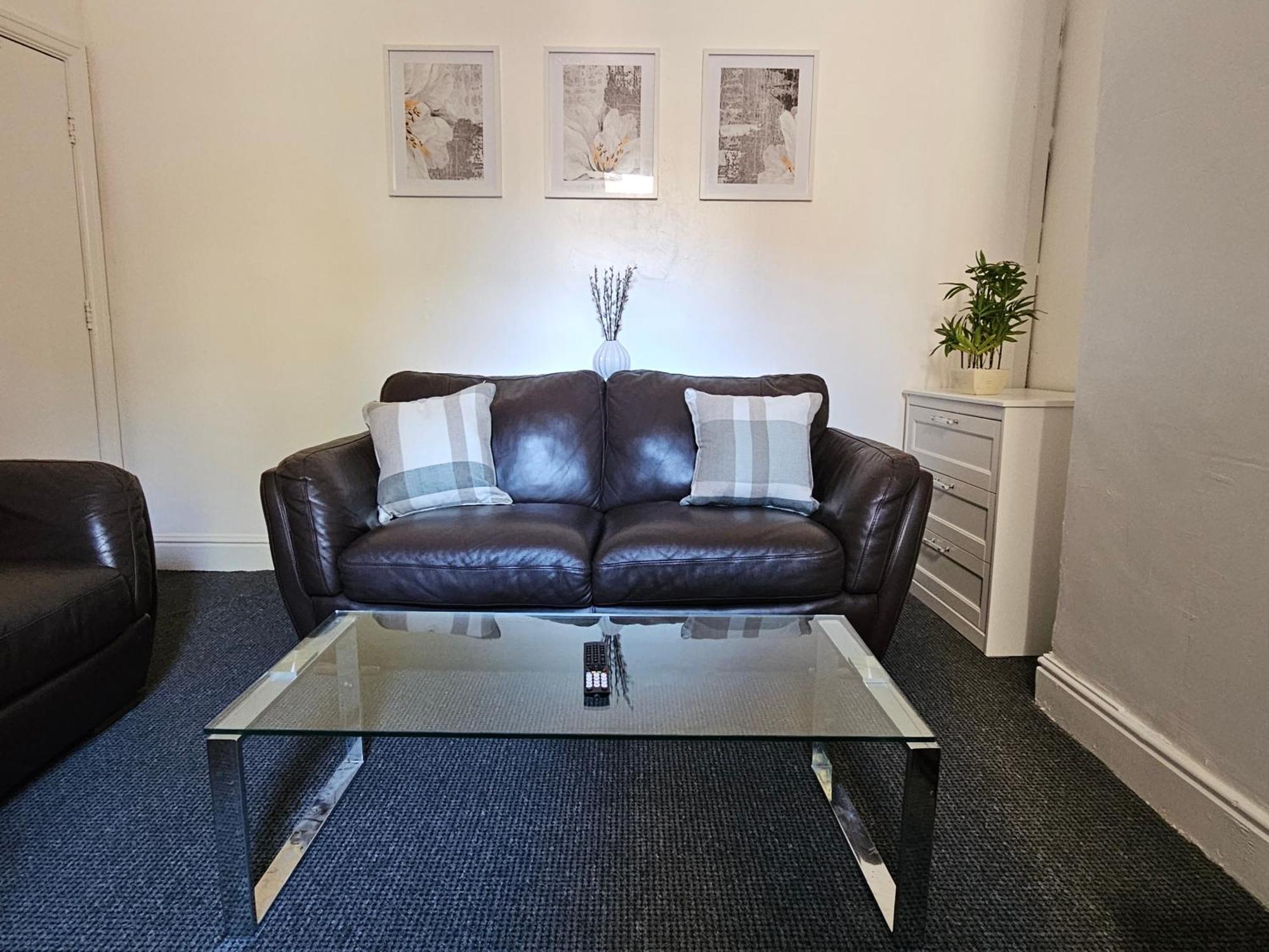 Convenient 3 Bed, Pr1 Near Uclan N Train Station Villa Preston  Eksteriør bilde